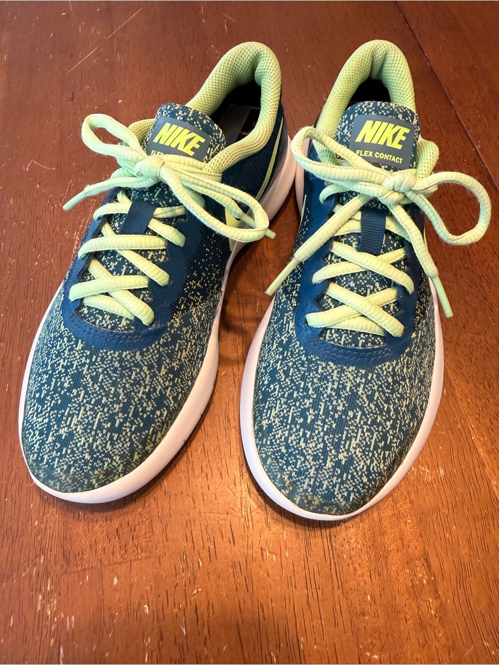 Nike Flex Run Contact (GS) Running Shoes Women’s Sz 5, Kids’ Sz 3.5Y